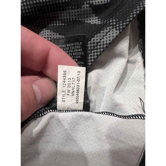 Under Armour Shirt Mens Medium Gray Batman Alter Ego Compression Heatgear Gym - Picture 5 of 6